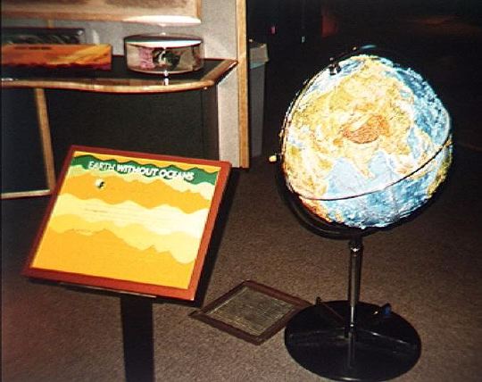 globe.jpg