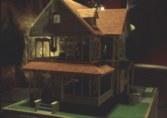 dollhouse2.jpg