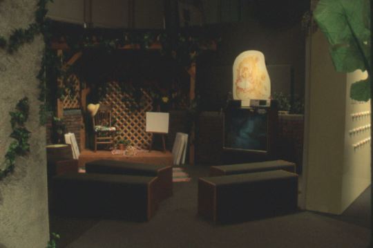 storycorner.jpg