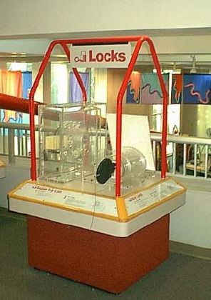 locks2.jpg