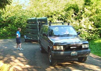 haulingcanoes.jpg