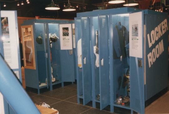 lockerroom.jpg